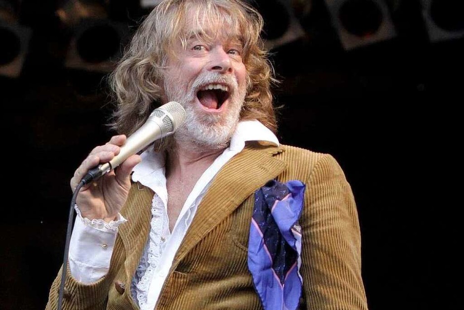 Komm, wir machen Katzeklo: Impressionen vom Helge-Schneider-Konzert in Emmendingen (Foto: Patrik Müller) Komm, wir machen Katzeklo: Impressionen vom Helge-Schneider-Konzert in Emmendingen (Foto: Patrik Müller)