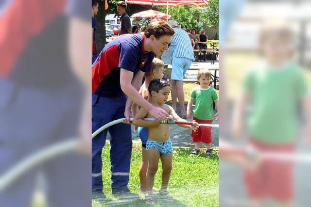 Mit dem Kindergarten feiern alle frhlich