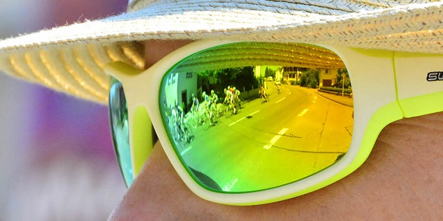 Die Hitze flimmert ber den Straen vo...ut, wenn man Sonnenbrille und Hut hat.  | Foto: Dieter Erggelet