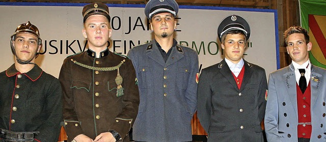 Kleiderwechsel: Beim Festakt des Musik...tbankett getragene Uniform 1983-2013.   | Foto: GerD Sutter