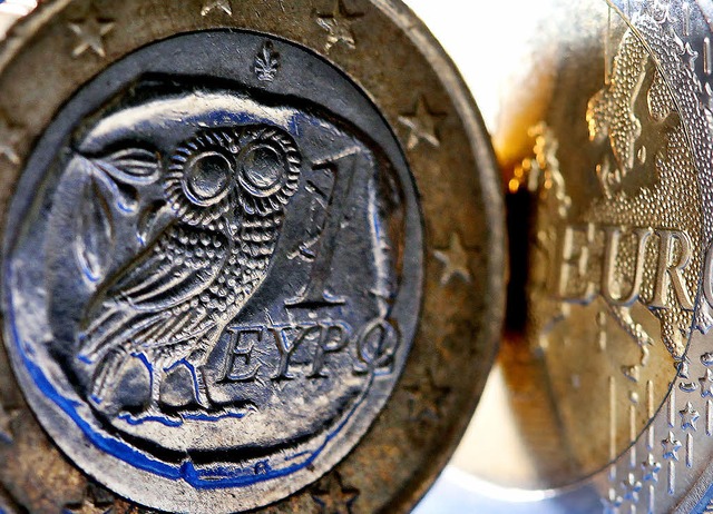 Rund acht Milliarden Euro haben sich B...tzt die griechische Rentenkasse IKA.   | Foto: dpa