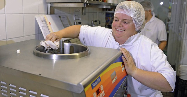 Bauernhofeis  schmeckt dem Gewerbeverband nicht.   | Foto: DPA