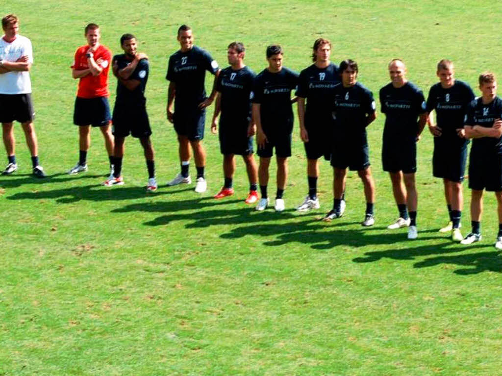 Susanne Mayer: Elf Freunde sollt ihr sein; Hier beim Plauschtraining des FC Basel fr Kinder sind es sogar noch mehr