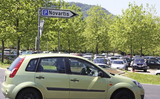 Auch der Parkplatz der Firma Novartis ...nd vor allem jene aus Bad Sckingen.    | Foto: Jrn kerckhoff