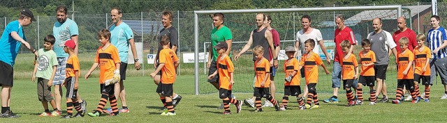 58 Kinder beteiligten sich am Intersport-Kickercamp des Fuballvereins Fahrnau.   | Foto: Hans-Jrgen hege