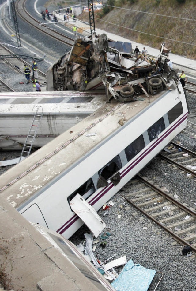 Schweres Zugunglck in Spanien  | Foto: AFP