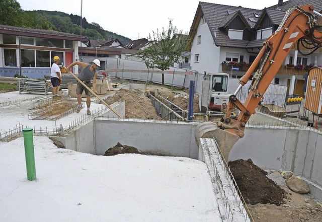 Der Kindergartenbau in Elzach ist in vollem Gange.   | Foto: Bernd Fackler