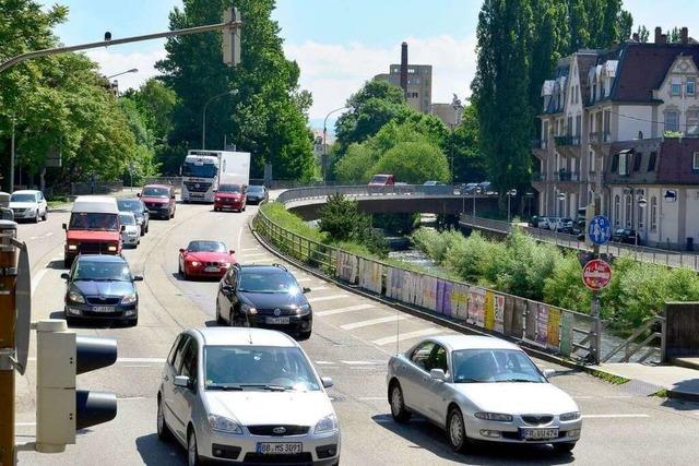 Sanierung der Leo-Wohleb-Brücke: Vorarbeiten beginnen am Sonntagabend