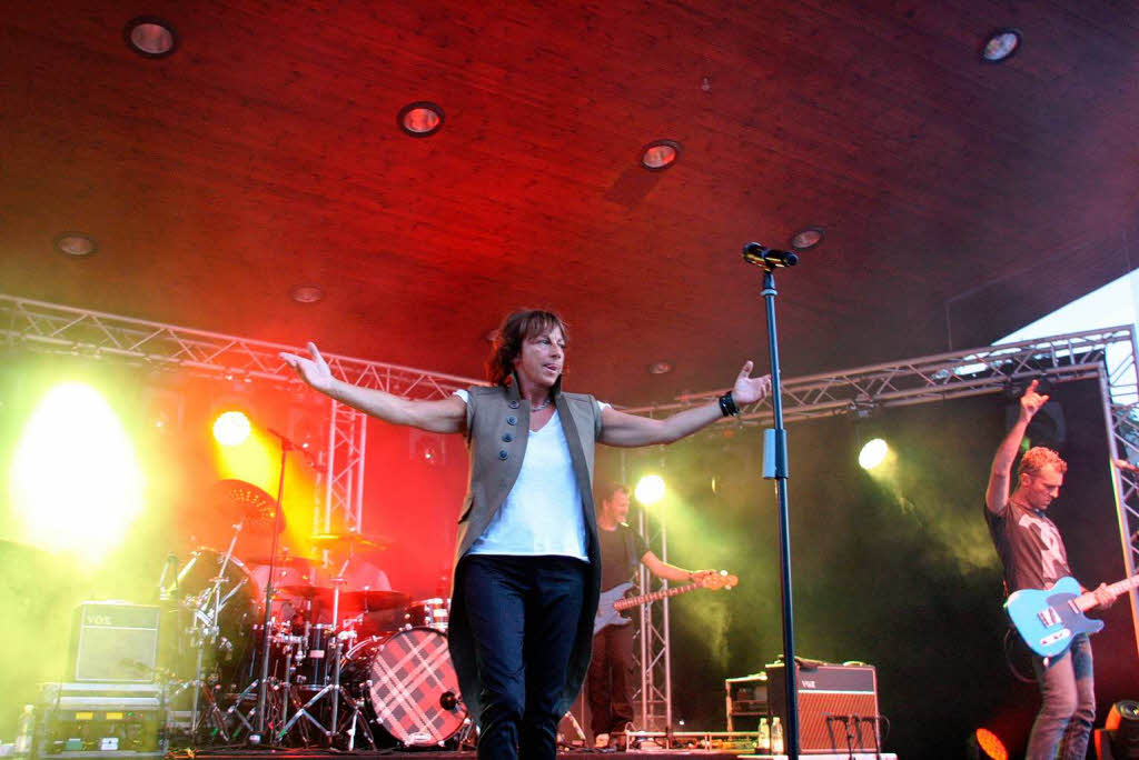 Die italienische Rockrhre Gianna Nannini begeisterte im Kurpark rund 2400 Fans bei ihrem Open-Air-Auftritt.