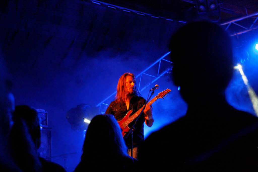 Guter Gitarrensound von Black Moon Creeping Guter Gitarrensound von Black Moon Creeping