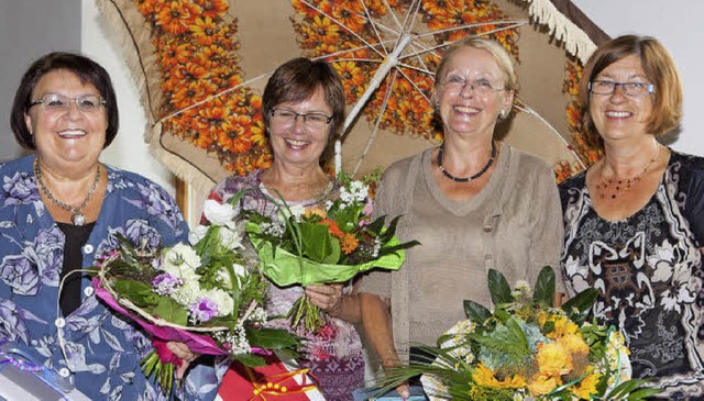 Schulleiterin Elisabeth Ierasts (recht...m der Grund- und Hauptschule Kollnau.   | Foto: Gabriele Zahn