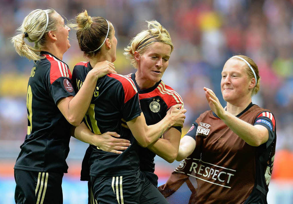 Deutsche Fuball-Frauen sind zum 8. Mal Europameister – dank Torhterin Nadine Angerer.