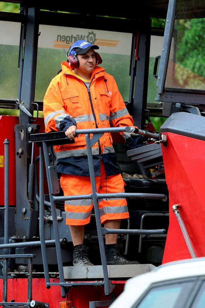 Der erste Tag an Freiburgs Superbaustelle auf der B31