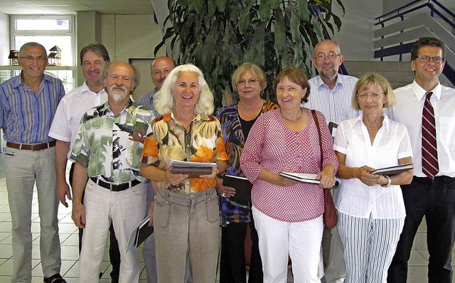 Langjhrige Lehrerinnen und Lehrer der...rden in den  Ruhestand verabschiedet.   | Foto: privat