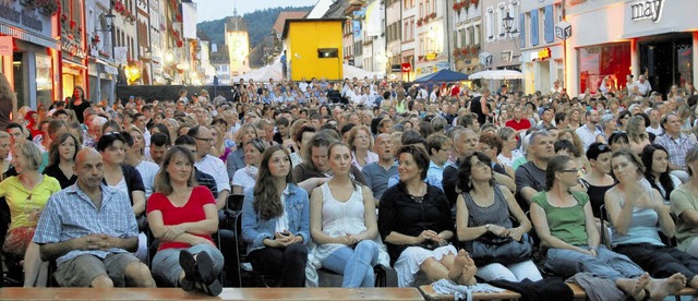 Bei idealen Wetterbedingungen und ausv...die Leinwand flimmerte. Bilder: dinort  | Foto: Dinort