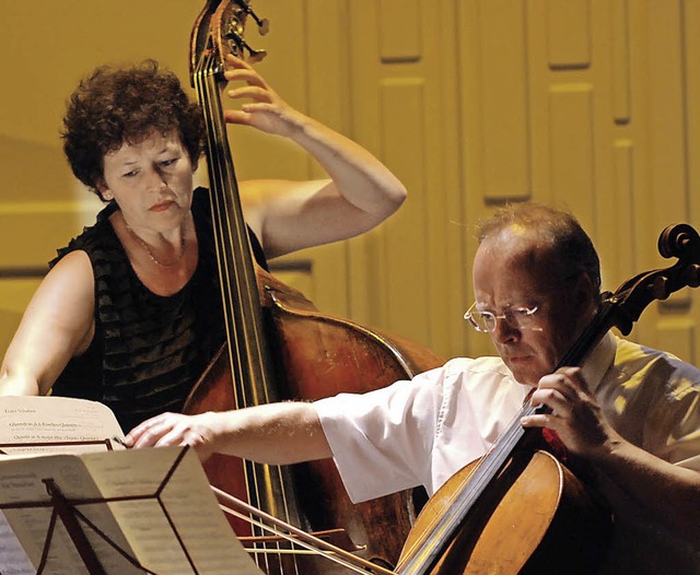 Kthi Steuri (Kontrabass) und Martin Merker (Cello)   | Foto: Siefke