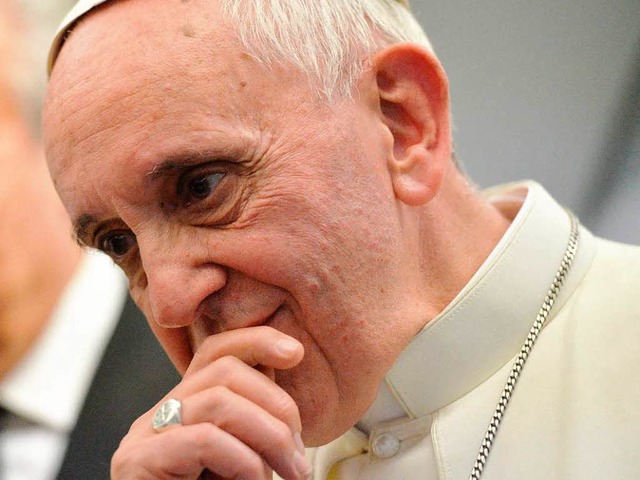 Die katholische Lehre verbiete eine Di...g von Homosexuellen, sagte Franziskus-  | Foto: dpa