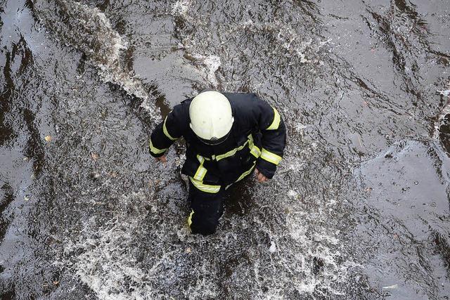 DIESER FEUERWEHRMANN