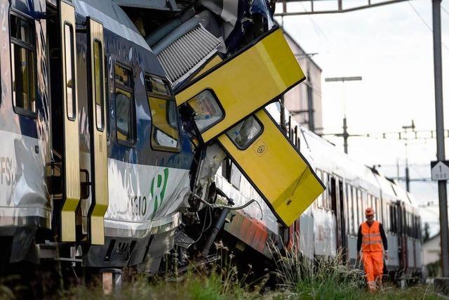 Zugunglück im Kanton Waadt – ein Todesopfer, 35 Verletzte