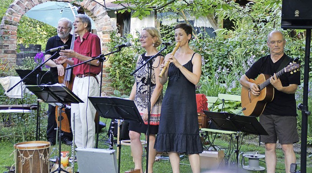 Ein besonderes musikalisches Erlebnis ... ihrem Auftritt in Garten Hohenstein.   | Foto: Ilona Hge