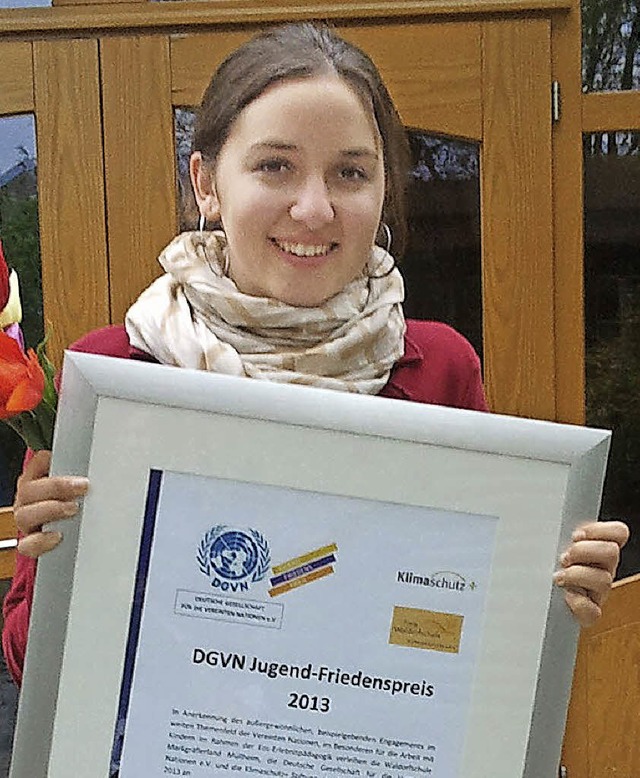 Jana Schfer erhielt den  Jugendfriede...lschaft der Vereinten Nationen (UNO).   | Foto: privat