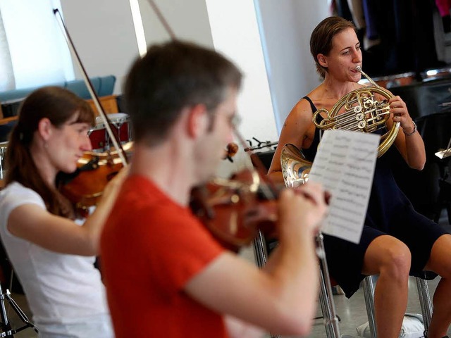 Junge Orchestermusiker aus ganz Deutschland proben fr ihre  Konzerte.  | Foto: Christoph Breithaupt