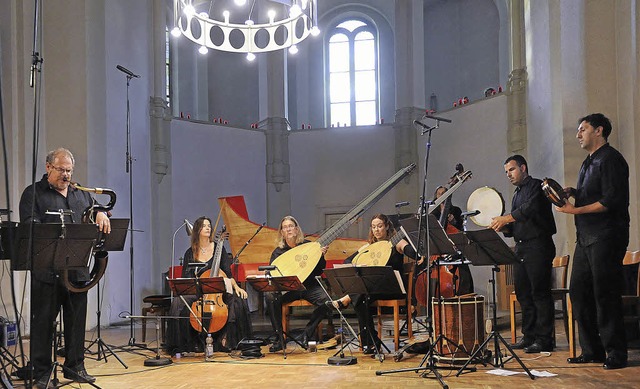 Das Freiburger Barock-Consort und Protagonisten von Tamburi Mundi  | Foto: Ellen Schmauss