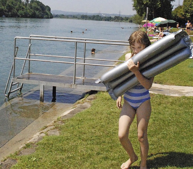 Ob Schwimmen, Planschen oder Spielen: ...ei Schwrstadt hat man die freie Wahl.  | Foto: Maja Tolsdorf