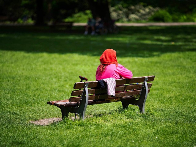 Trotz der heien Temperaturen trinken ...uslime whrend des Ramadan kein Wasser  | Foto: dpa Deutsche Presse-Agentur