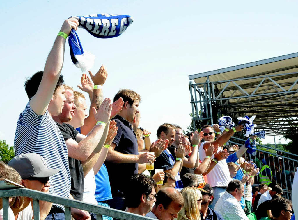 Die Bochumer Fans konnten mehrfach jubeln in Bahlingen. Die Bochumer Fans konnten mehrfach jubeln in Bahlingen.