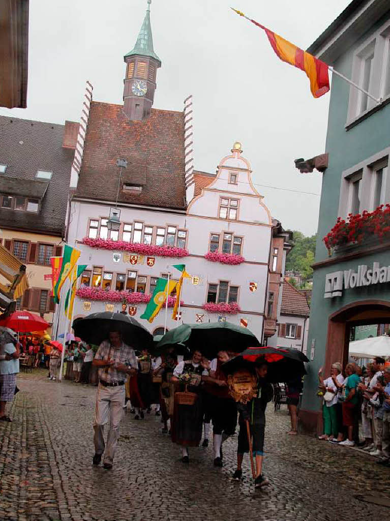 28. Kreistrachtenfest im Rahmen des Staufener Weinfestes.