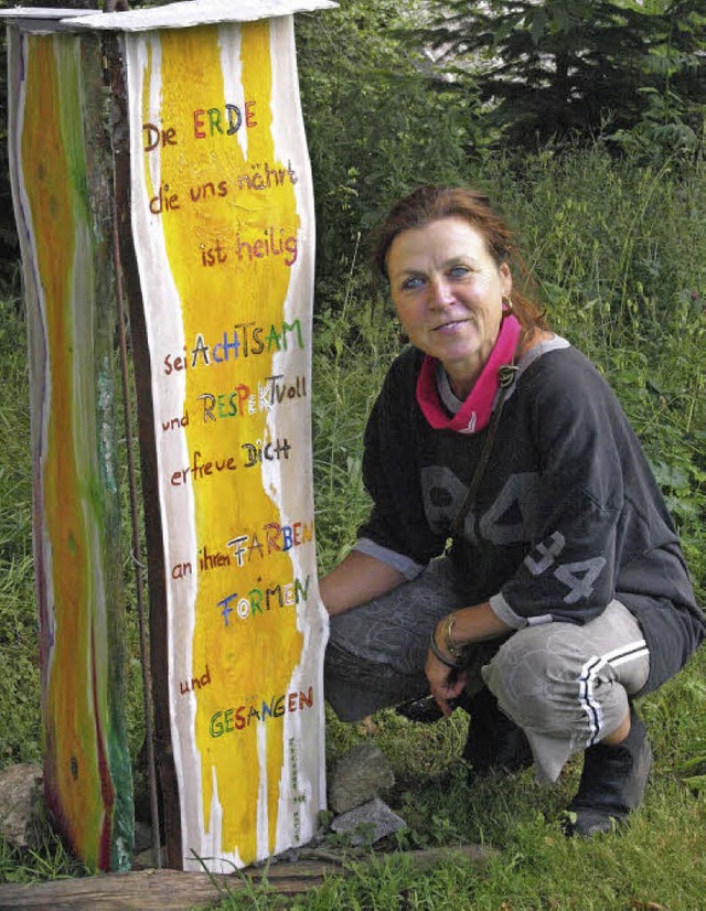 Zum Aufmerken und Innehalten anregen s...in und Kunsttherapeutin Manu Schnborn  | Foto: Karin Stckl-Steinebrunner