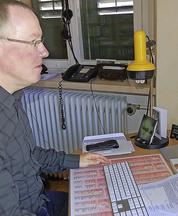 Pfarrer Olaf Winter hat die Website de...sorgeeinheit Stühlingen neu gestaltet.  | Foto: Binner-Schwarz