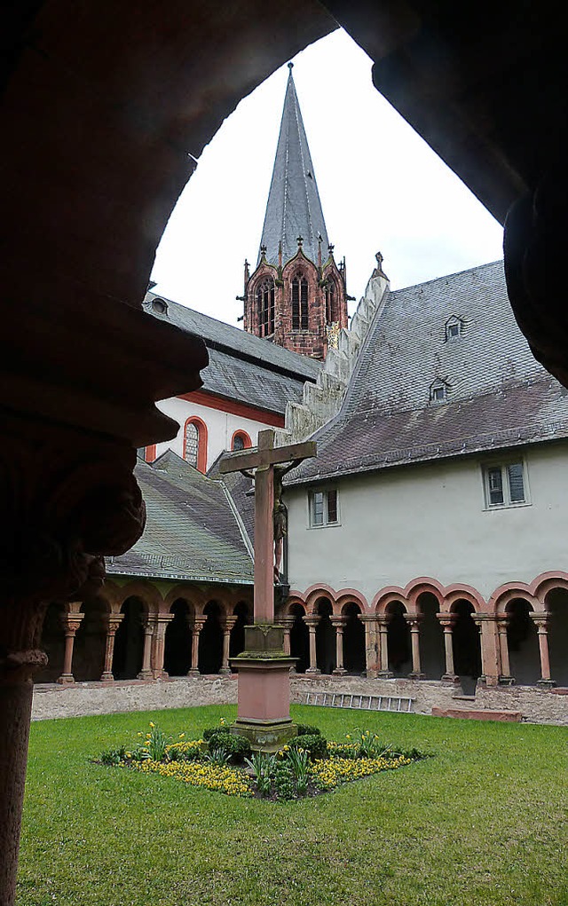 Heimstatt bedeutender mittelalterliche... die Stiftskirche mit dem Stiftsmuseum  | Foto: Rolf Mller