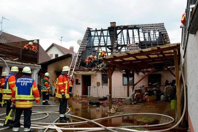 Feuer zerstrt kleines Wohnhaus in Niederrimsingen