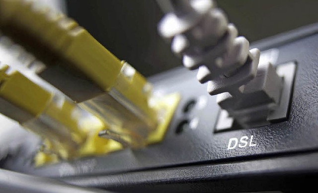 Ohne schnelles Internet drohen Nachteile in Beruf, Schule und Freizeit.  | Foto: dpa