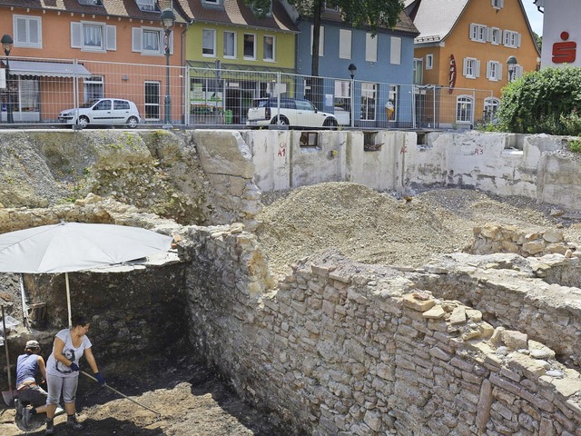 Mauerreste der mittelalterlichen Stadt.  | Foto: Julia Jacob