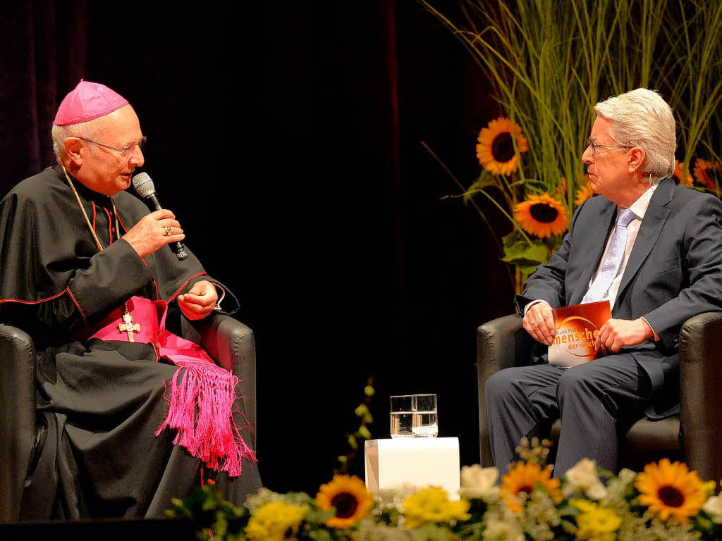 Im Konzerthaus: Robert Zollitsch im Gesprch mit Moderator Frank Elstner