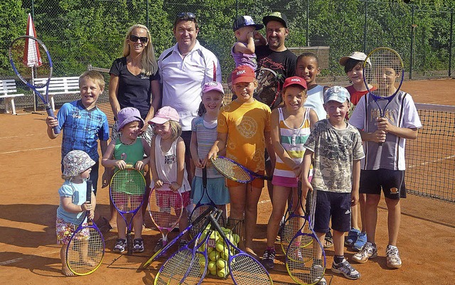 Den Tennissport haben Kinder im Rahmen...nprogramms in Langenau kennengelernt.   | Foto: Privat