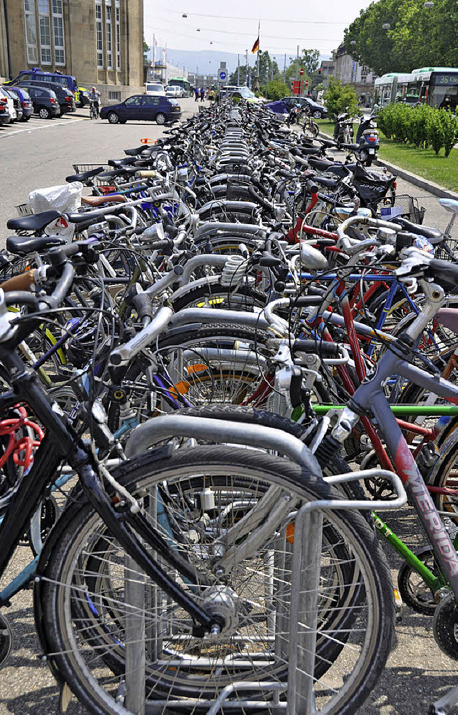 Platz für 1200 Fahrräder Basel Badische Zeitung