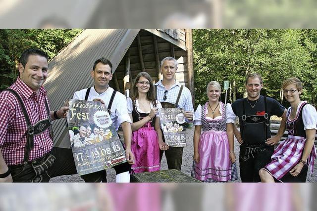 Fuulbachhüttenfest in Dirndl und Lederhosen