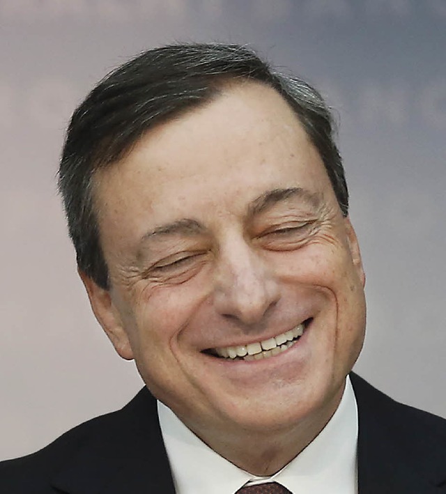 Eine wichtige Sttze des Euro: EZB-Chef Mario Draghi   | Foto: dpa