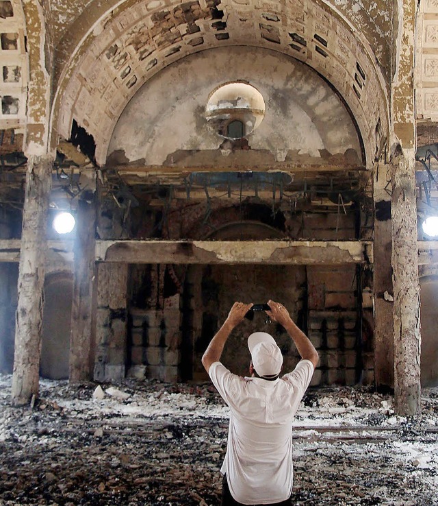 Eine zerstrte koptische Kirche in Minya  | Foto: dpa