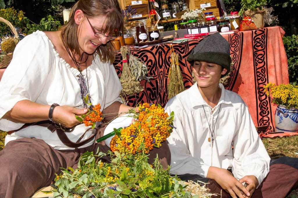 Kränze aus Naturmaterial binden Kränze aus Naturmaterial binden