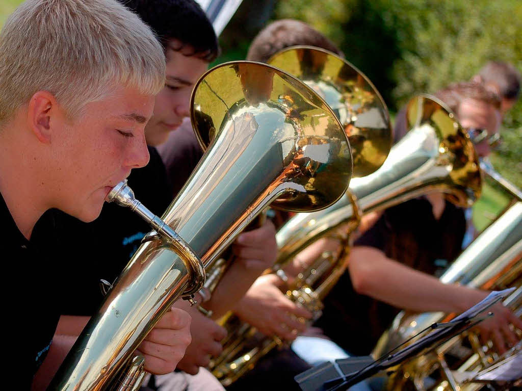 Impressionen vom Frühschoppenkonzert im Rheinschwimmbad Schwörstadt Impressionen vom Frühschoppenkonzert im Rheinschwimmbad Schwörstadt