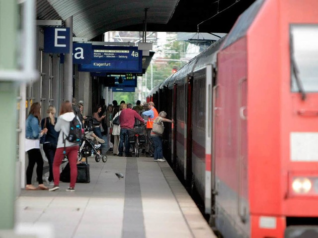 Wie sicher ist zurzeit das Bahnreisen?  | Foto: dpa