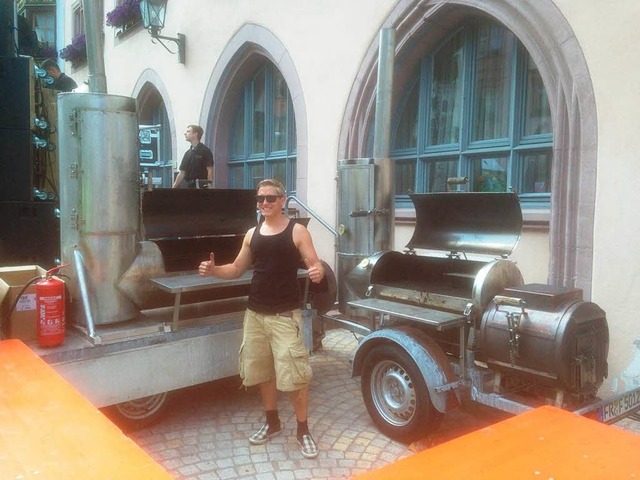 Das ist der gestohlene Smoker der Metz...r vor einem Grilleinsatz in Rottweil.   | Foto: privat