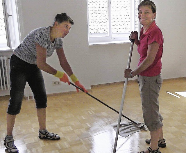 Letzte Hand angelegt wurde dieser Tage im Pfarrhaus...  | Foto: privat/ouk