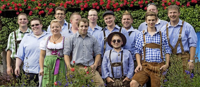 Vor der schnen Kulisse des Heimatmuse...Hard Polka Wage&#8220; aus Birkendorf.  | Foto: Chris Seifried