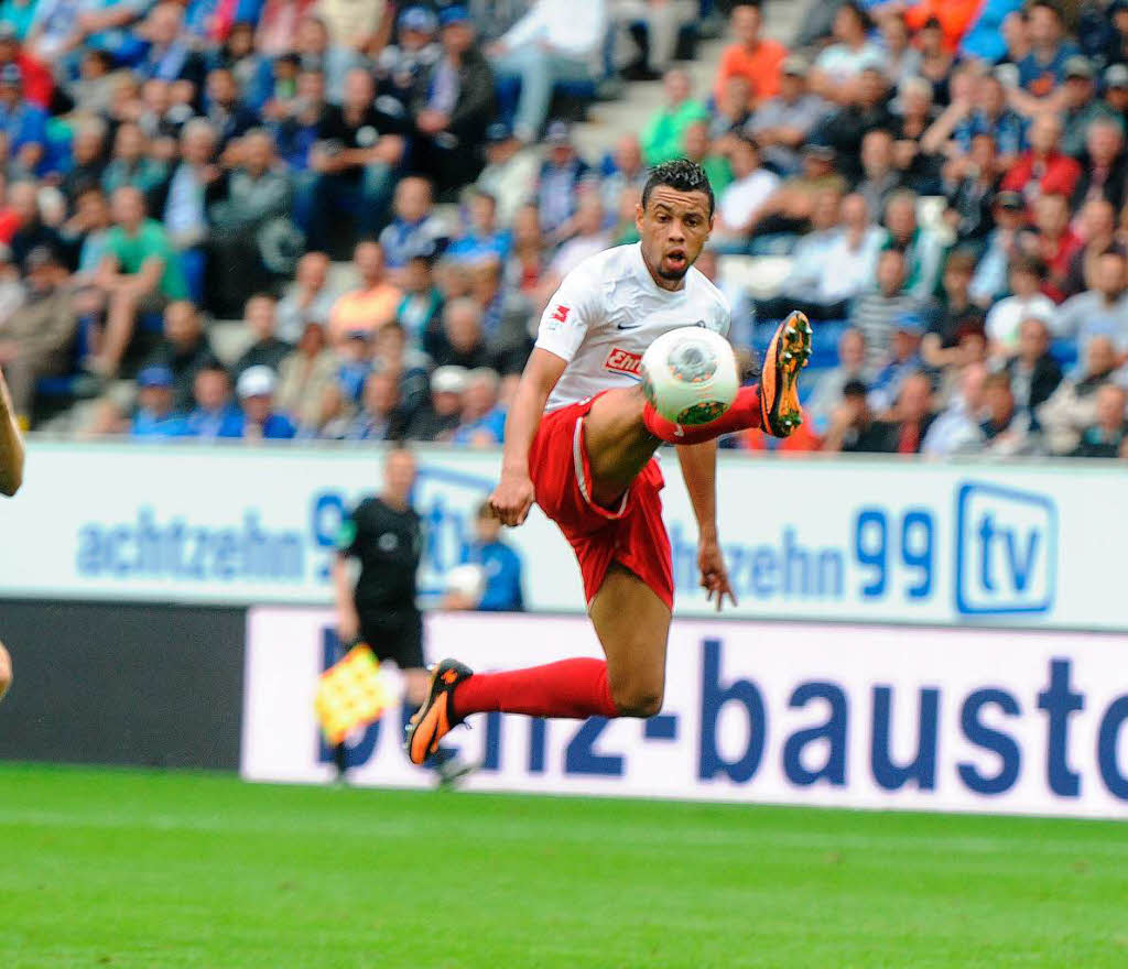 Der SC Freiburg trennt sich mit einem 3:3 von den Hoffenheimern.
